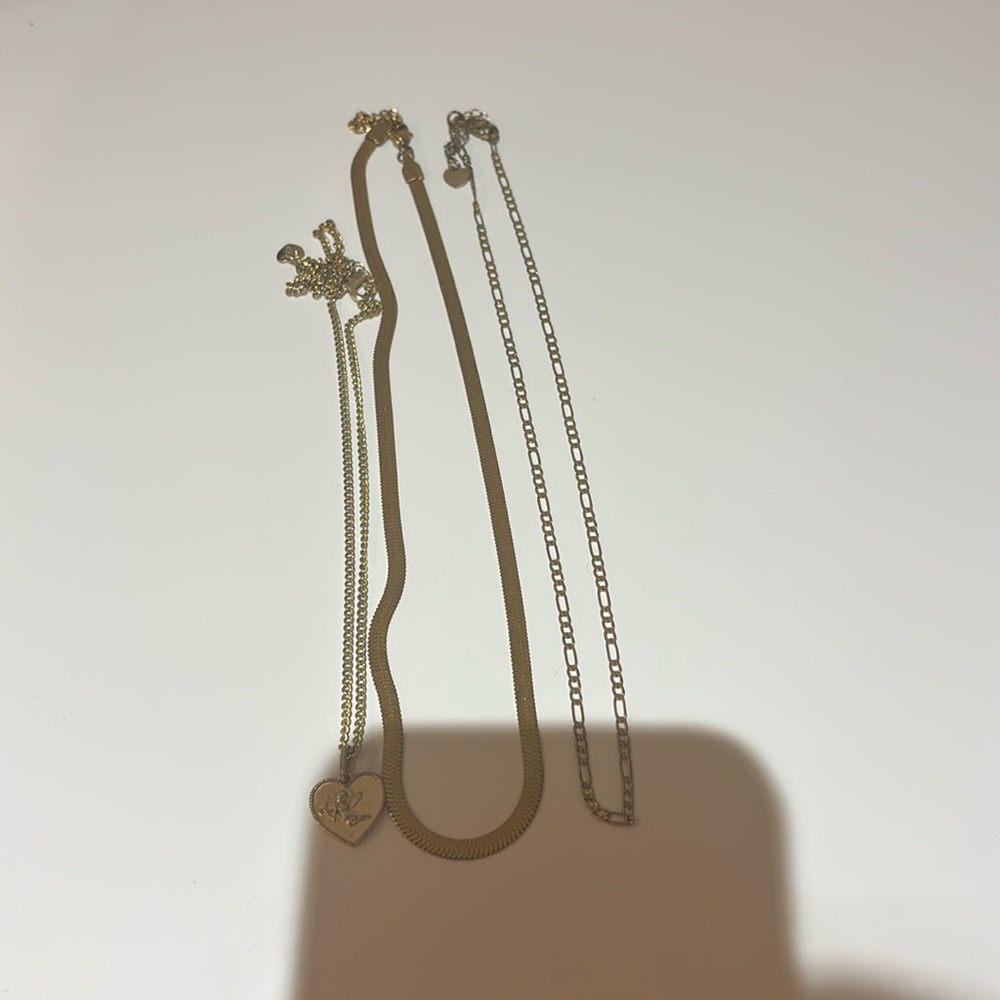 Gold jewellery bundle